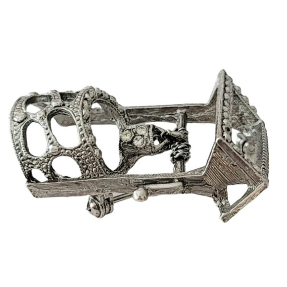 Silver Tone Clear Rhinestone Vintage Wishing Well Brooch Pin E645 - Picture 5 of 10